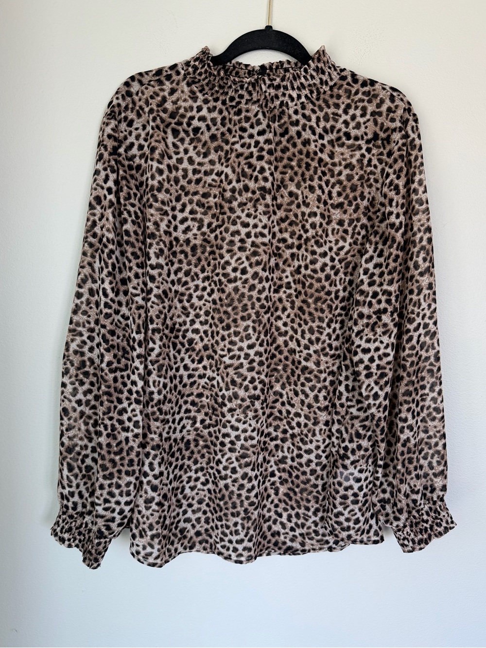 NWOT Torrid Cheetah Print Mock Neck Flowy Boho Chic Classic Long Sleeve Top
